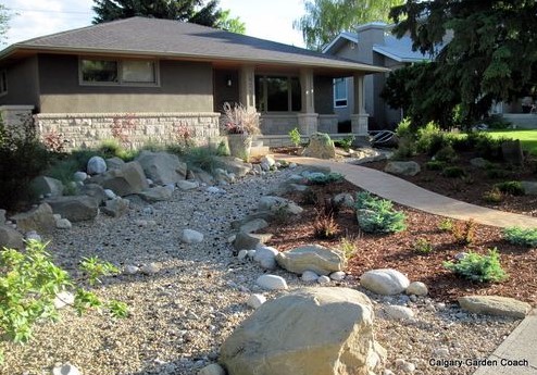 Mix Rocks With Bark Mulch idesa